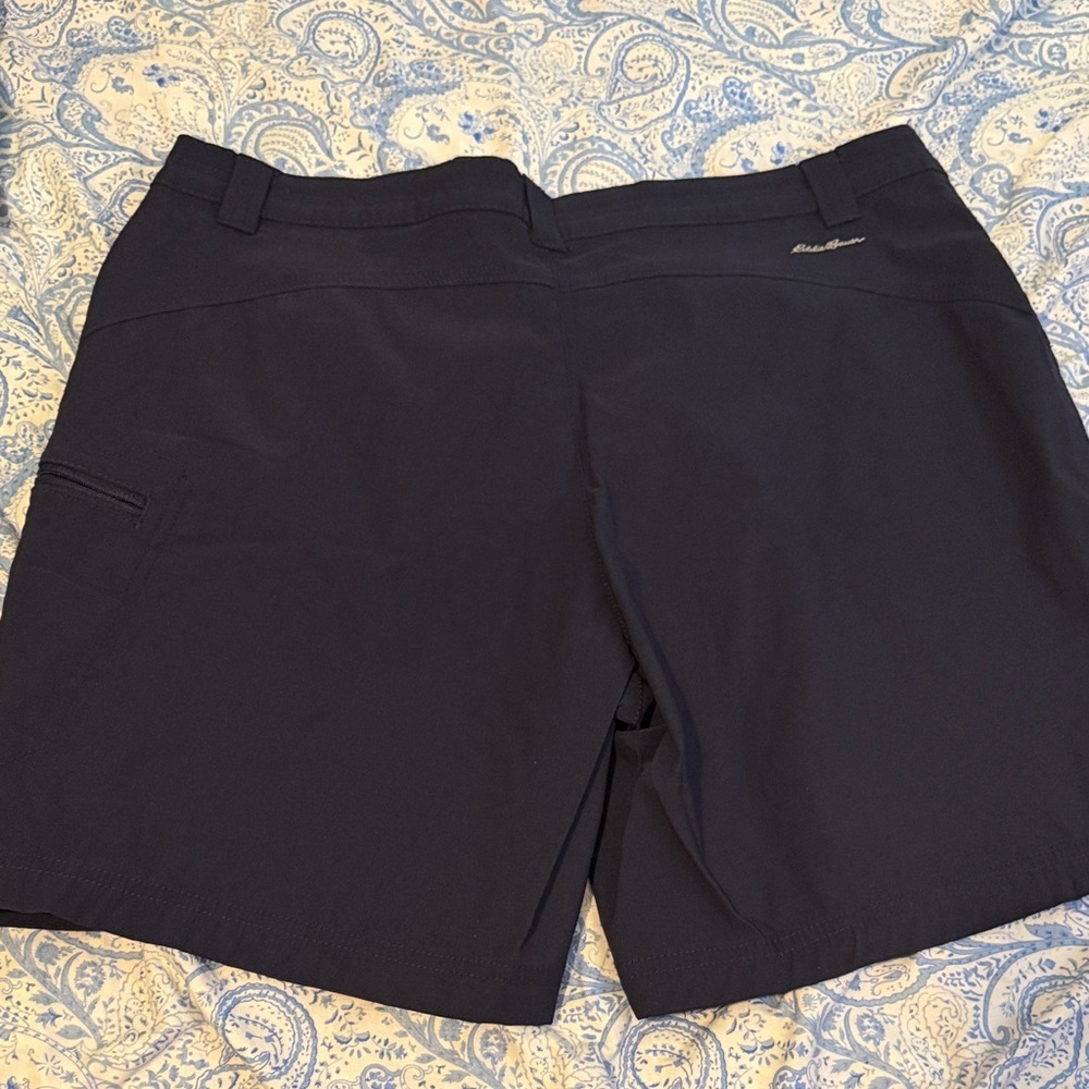 Eddie Bauer Navy  Men's Shorts - Picture 4 of 6